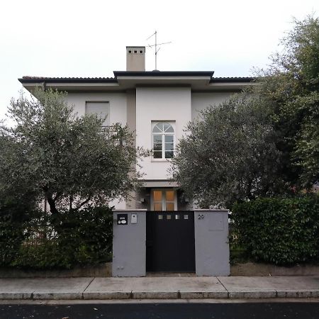 Villa Beatrice เบรเชีย ภายนอก รูปภาพ
